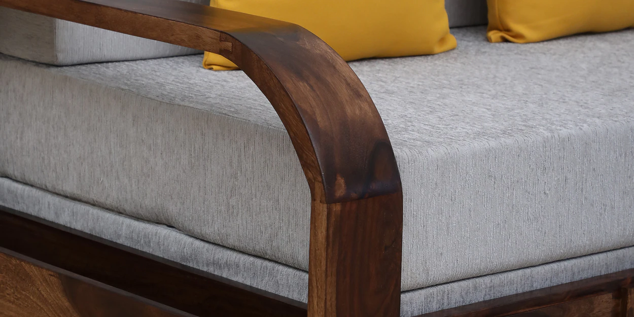 Stylish Sofa Bed with Pull-Out Mechanism for Sleeping and Sitting Comfort - Image 7